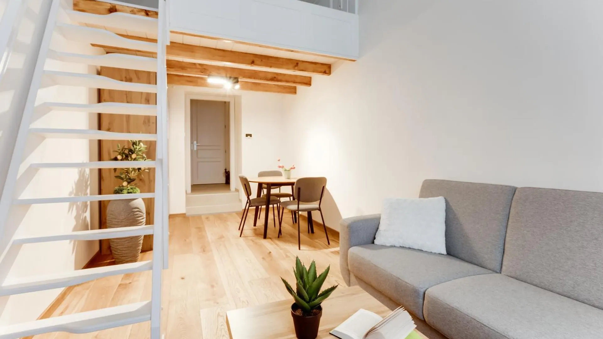 Dream Apartments プラハ チェコ